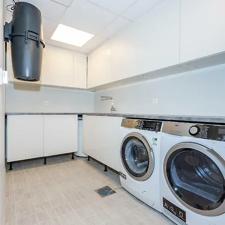 Modern With Panorama Wiew Apartamento