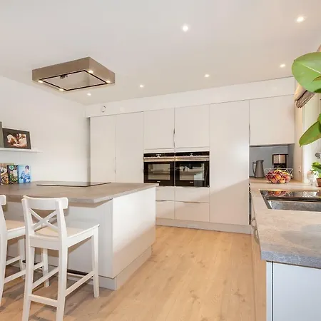 Appartement Modern With Panorama Wiew Blakset